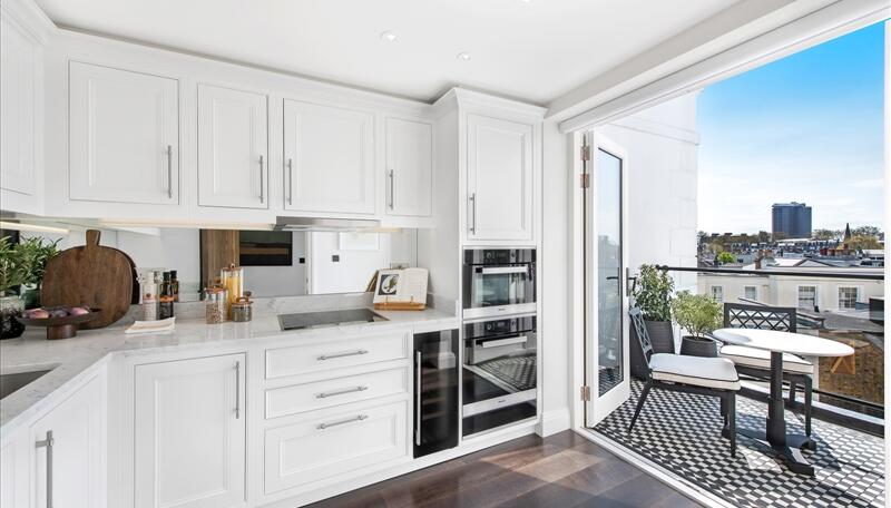 Prince Of Wales Terrace, London